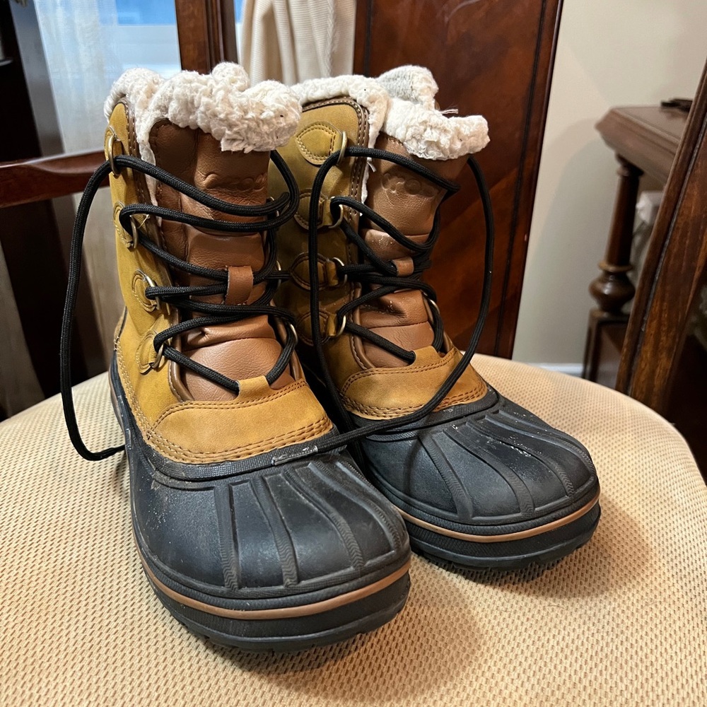 CROCS Brown and Black Men's Rain & Snow Boots
